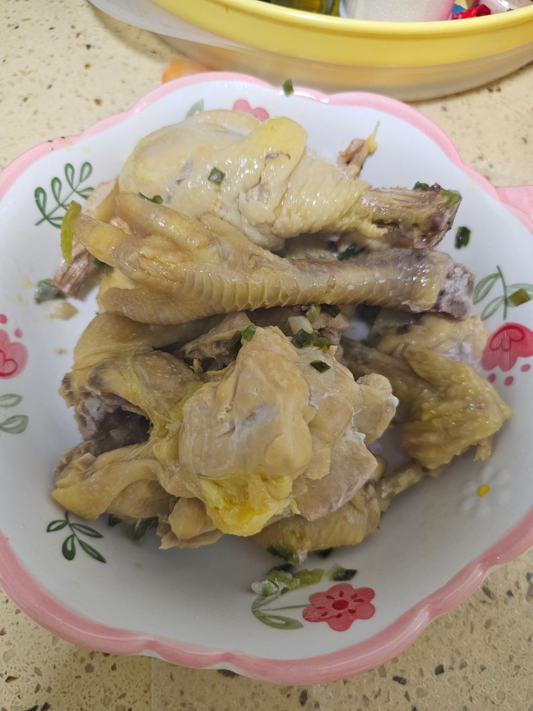 广东湛江特色美食——隔水蒸鸡 原汁原味 鸡滑肉嫩