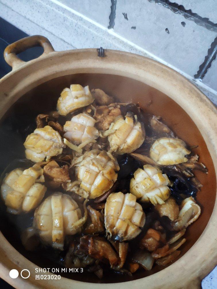 快手鲍鱼鸡煲，好吃过榕树头的鸡煲