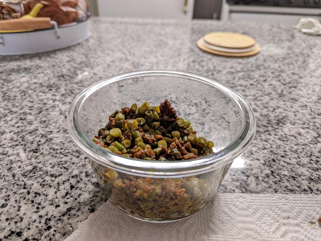 肉沫豆角下饭菜
