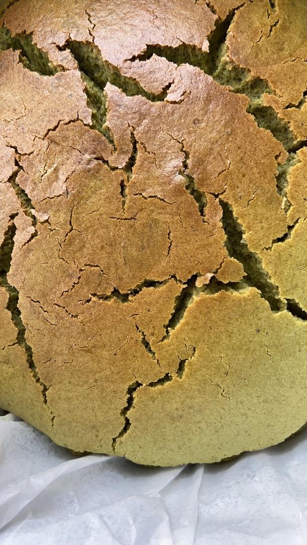 6寸抹茶戚风蛋糕，就算出现东非大裂谷，也一样好吃！不影响口感的！