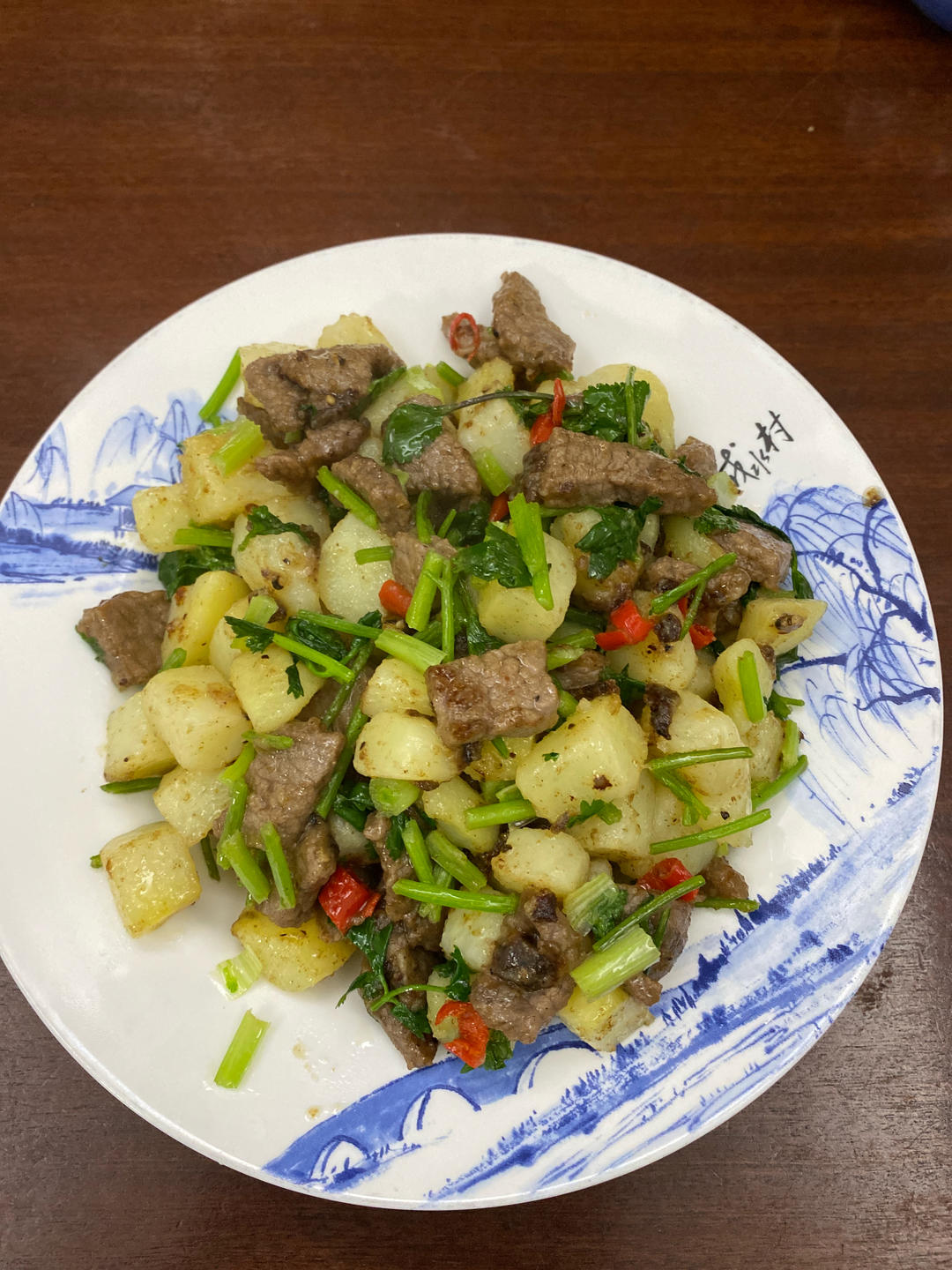 ✅挑战365天晚餐不重样第145天:孜然土豆牛肉粒‼️