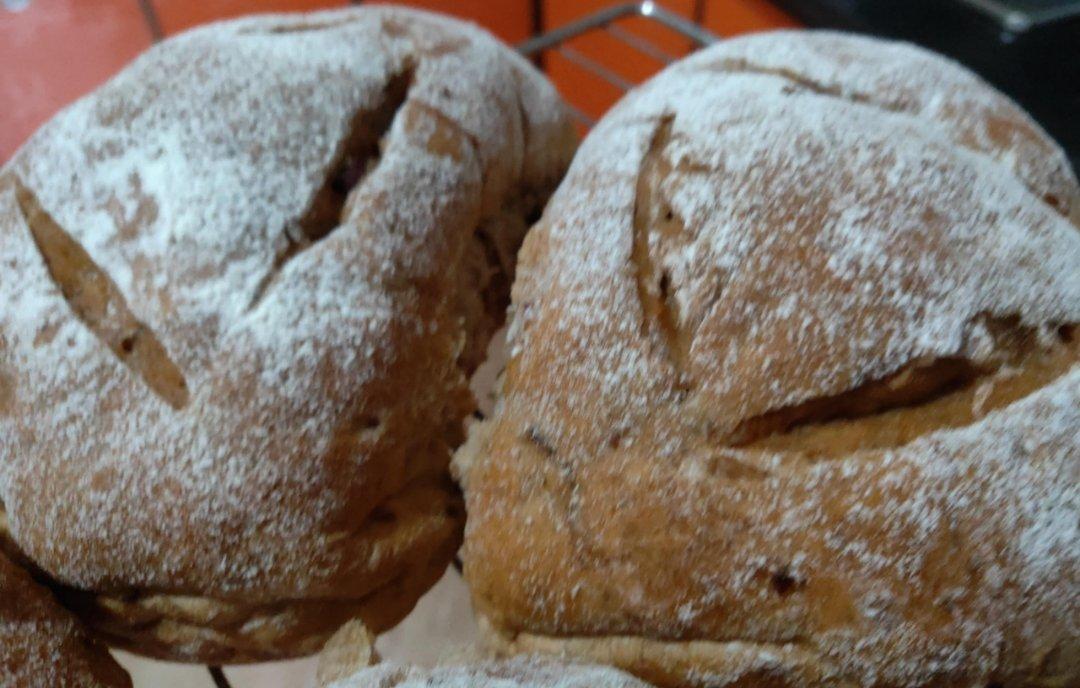 红枣核桃软欧包