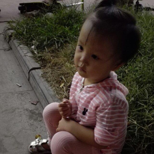 低头浅唱忆往昔