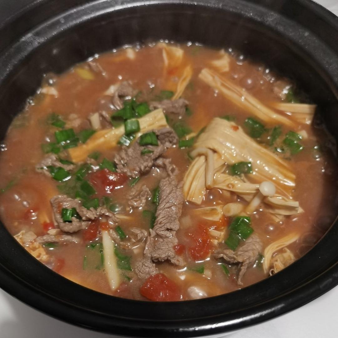 番茄腐竹牛肉煲