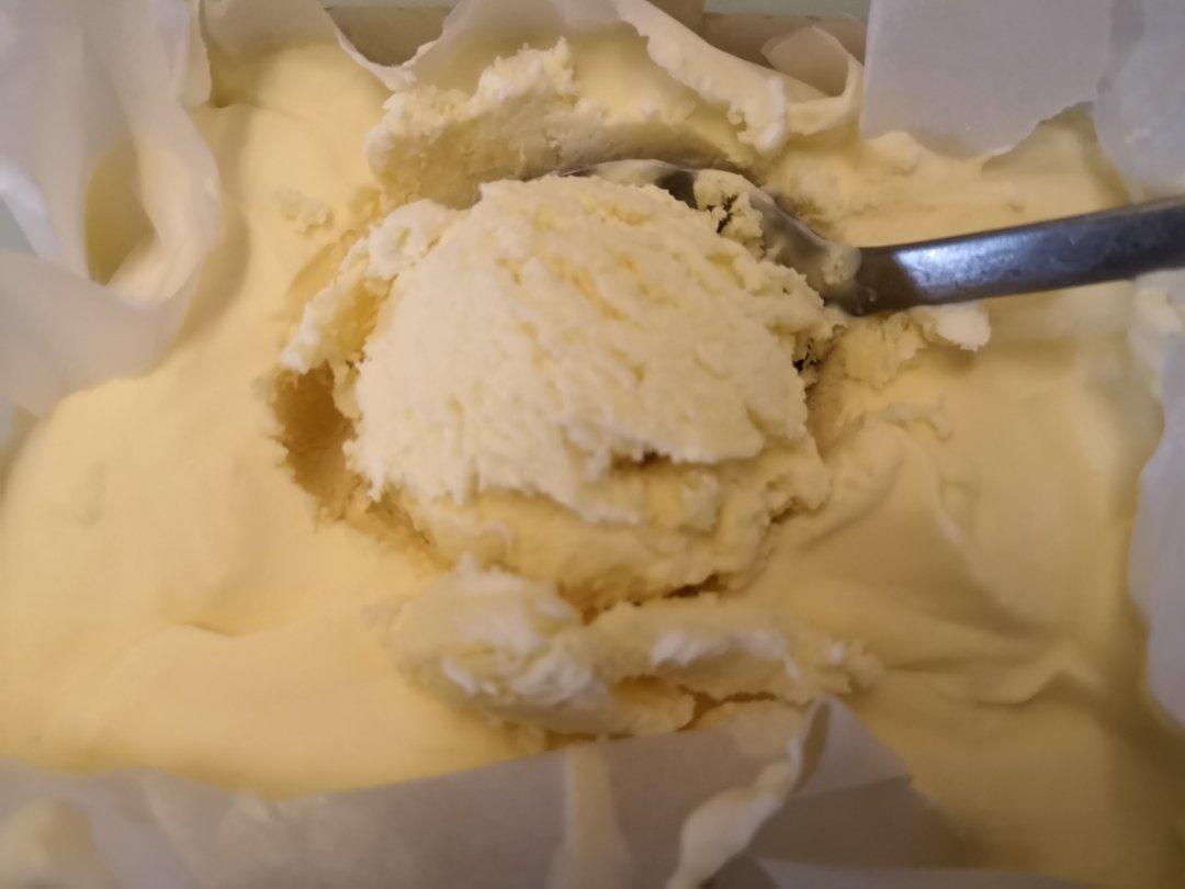 自制冰淇淋（懒人版无需搅拌的冰淇淋）