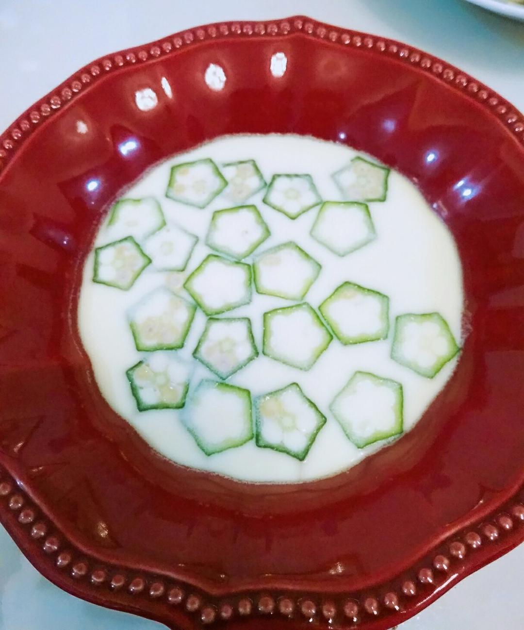 颜值控-做一朵开在碗里的花秋葵蒸水蛋