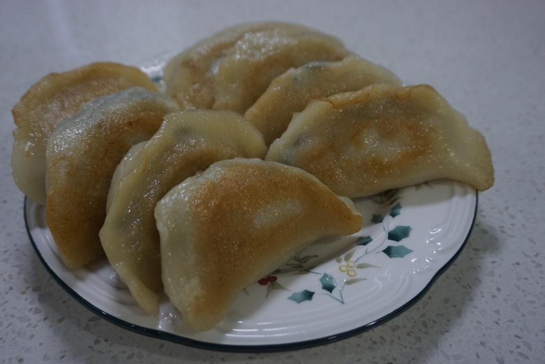 摩天轮上的钒凡做的客家小吃--酿粄
