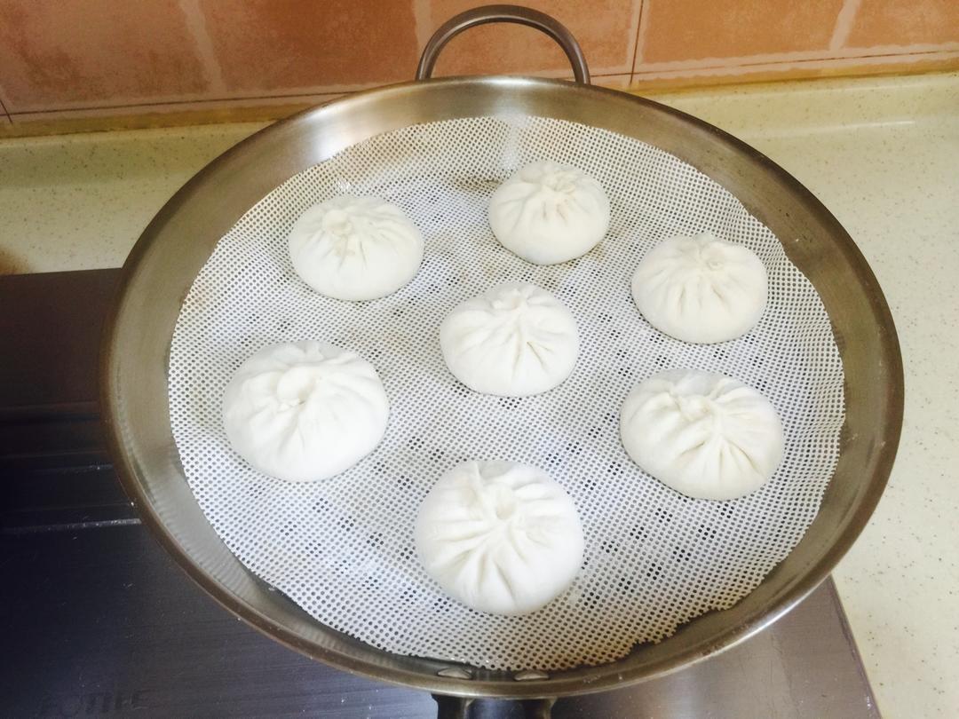 榨菜鲜肉包子