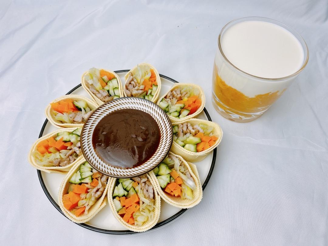 年夜饭&高颜值的【京酱肉丝千张蔬菜卷】