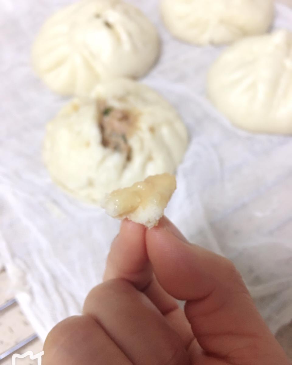 榨菜鲜肉包子