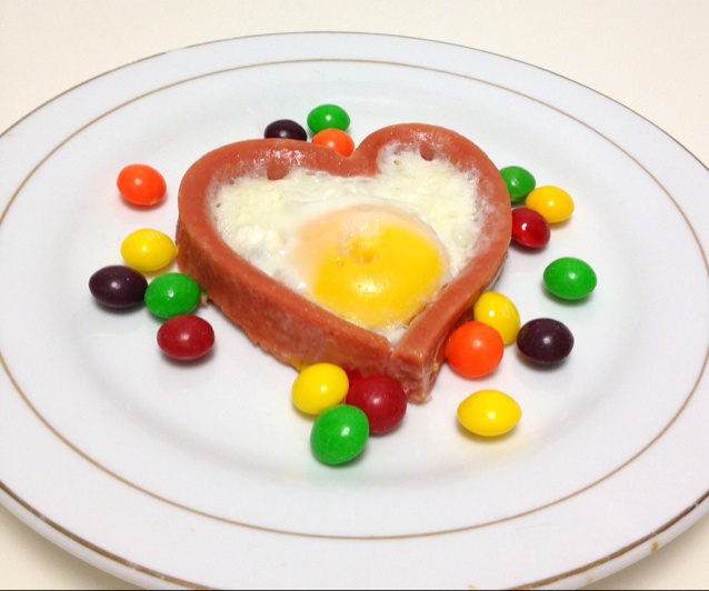 liy做的心形煎鸡蛋