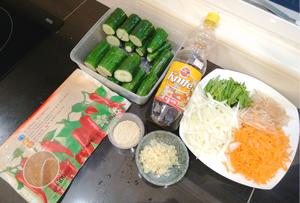 韩式黄瓜辣泡菜（不加糖的食谱）Oisobagi kimchi的做法 步骤3