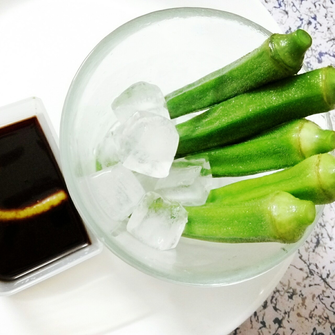 蓝水儿4bsz做的冰镇黄秋葵