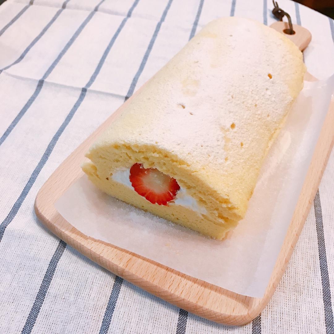 《Tinrry下午茶》教你做基础原味蛋糕卷