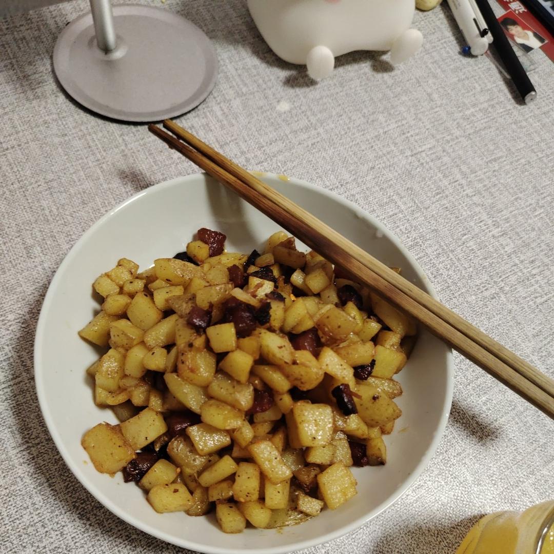 烧烤风味的土豆小香肠