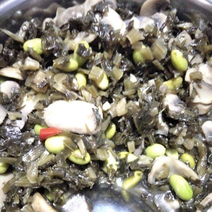 毛豆炒雪菜