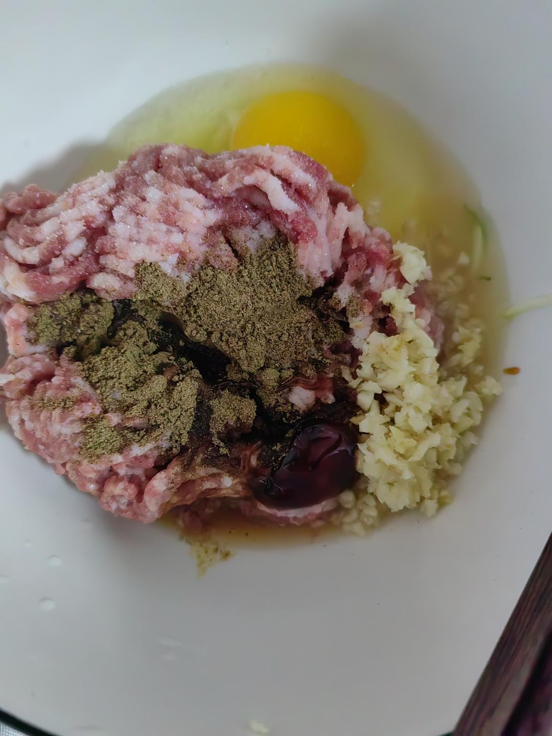 羊肉西葫芦馅饺子