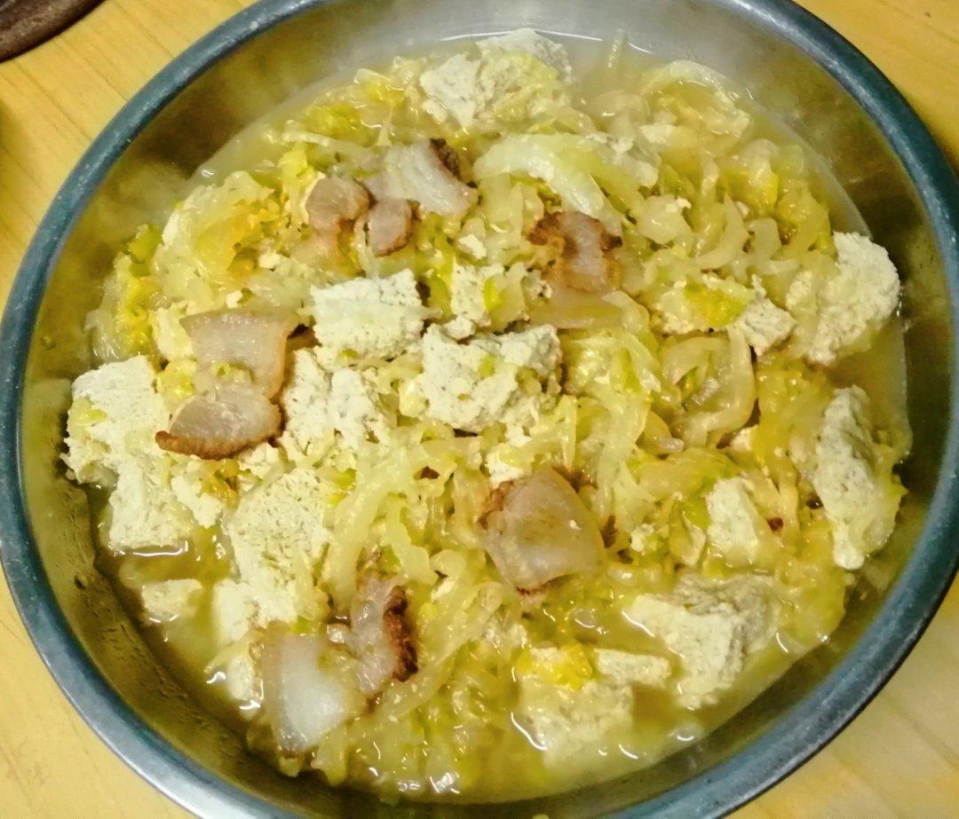 珠珠_03k5做的〔酸菜炖冻豆腐