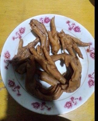 卤鸡脚
