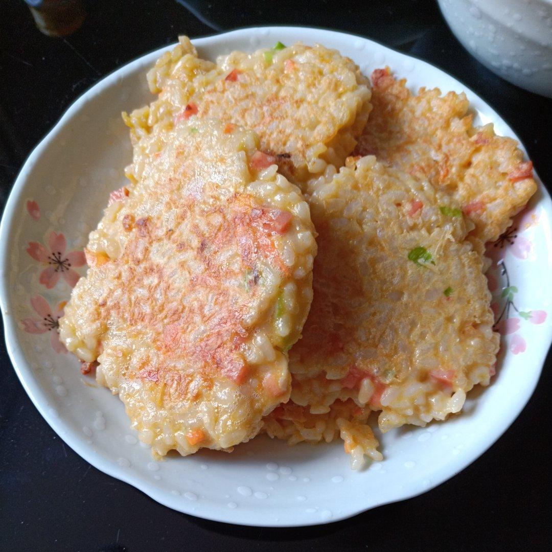 快手早餐…米饭鸡蛋饼