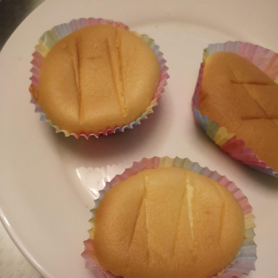 纸杯蛋糕 8寸戚风蛋糕的量