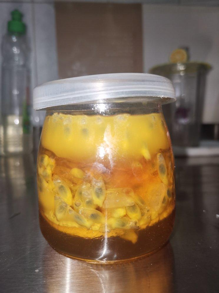 百香果柠檬蜂蜜——排毒养颜、美白瘦身