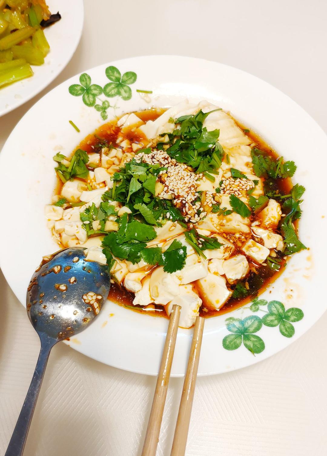 好吃的凉拌内酯豆腐