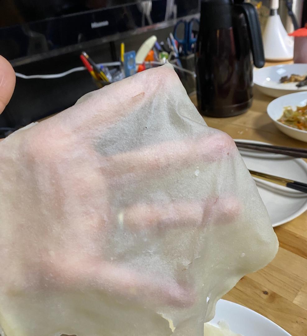 👩‍🍳春饼～薄如纸🌱             京酱牛肉🐂丝➕🈴️菜