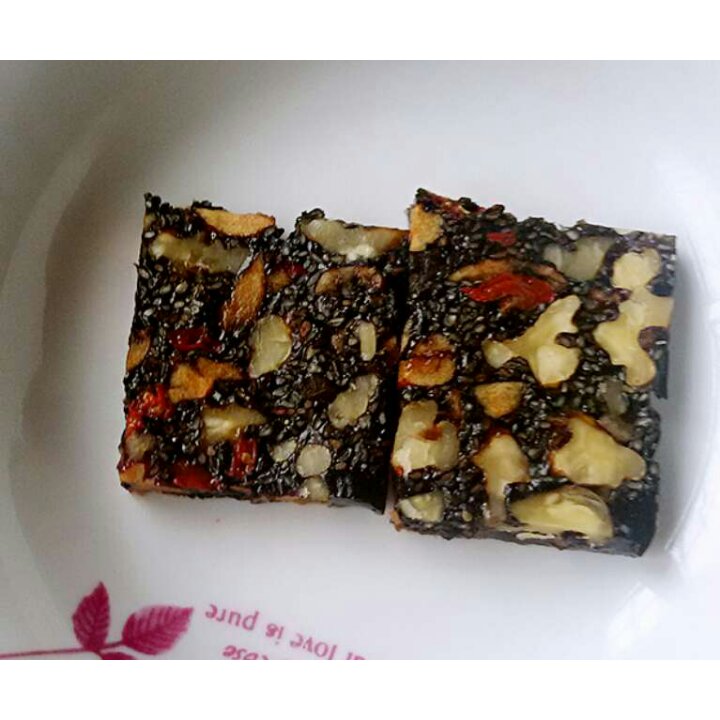 东阿阿胶制作阿胶糕