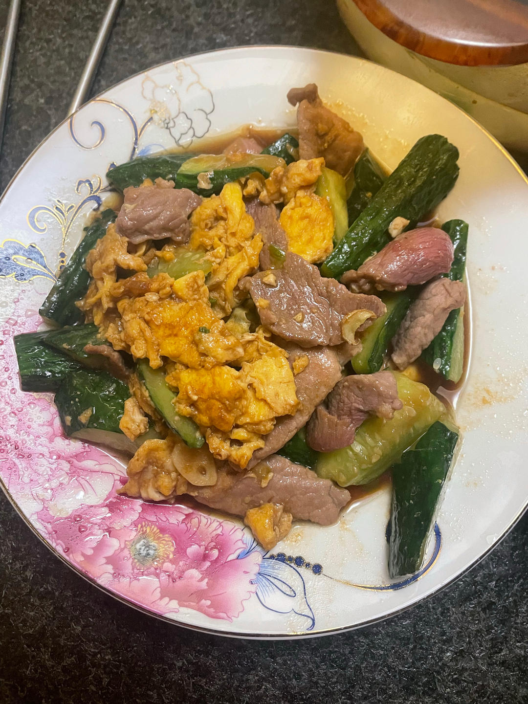 超～级正宗的木须肉（附黄瓜菱形片切法）