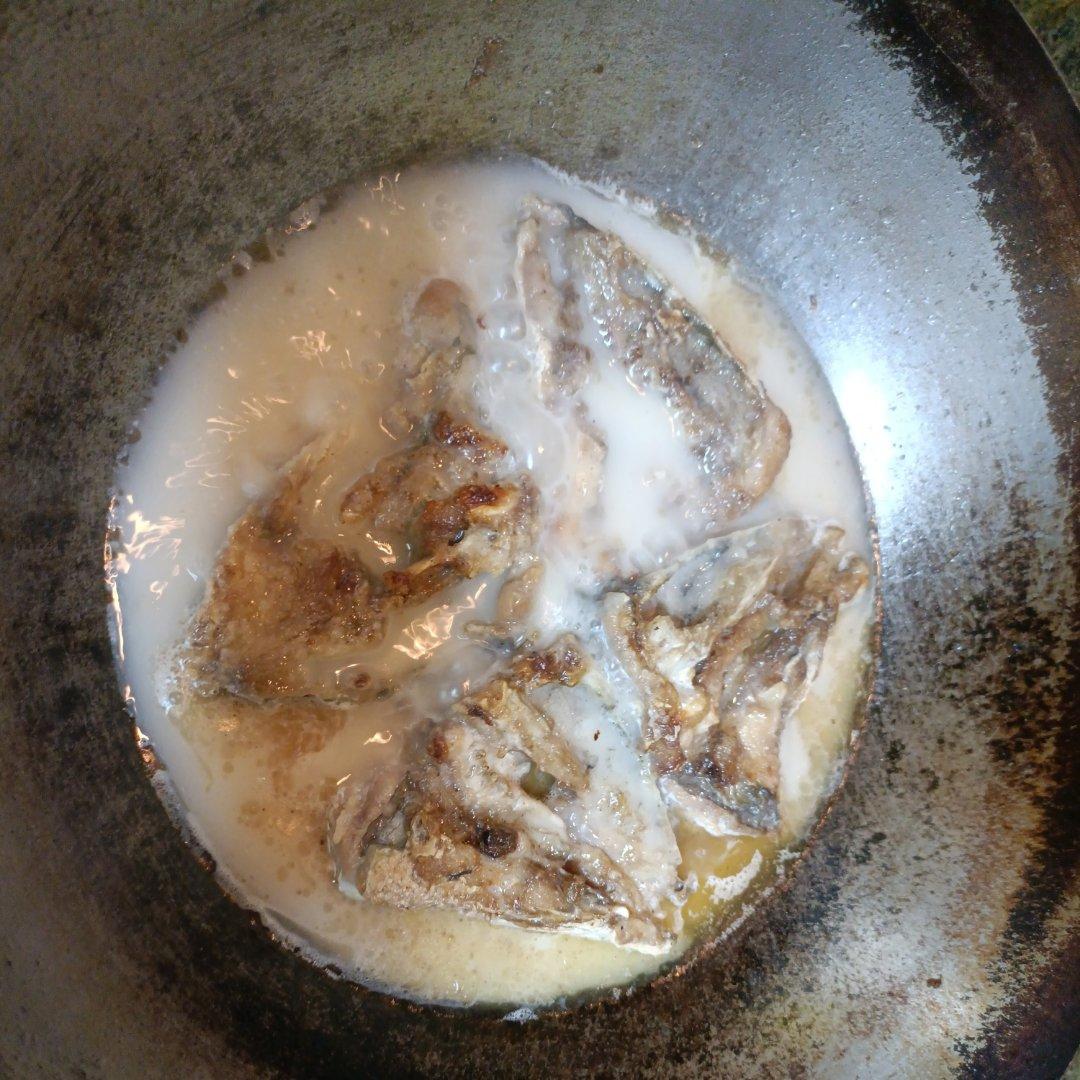 豆腐鲫鱼汤