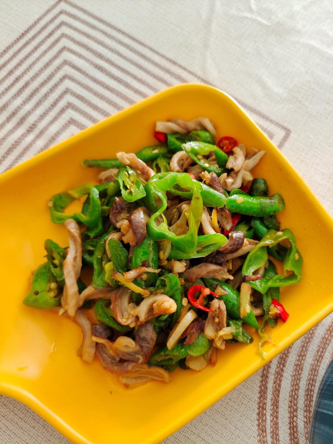 一菜二吃“米饭杀手”爆炒香辣猪肚&暖胃胡椒猪肚汤