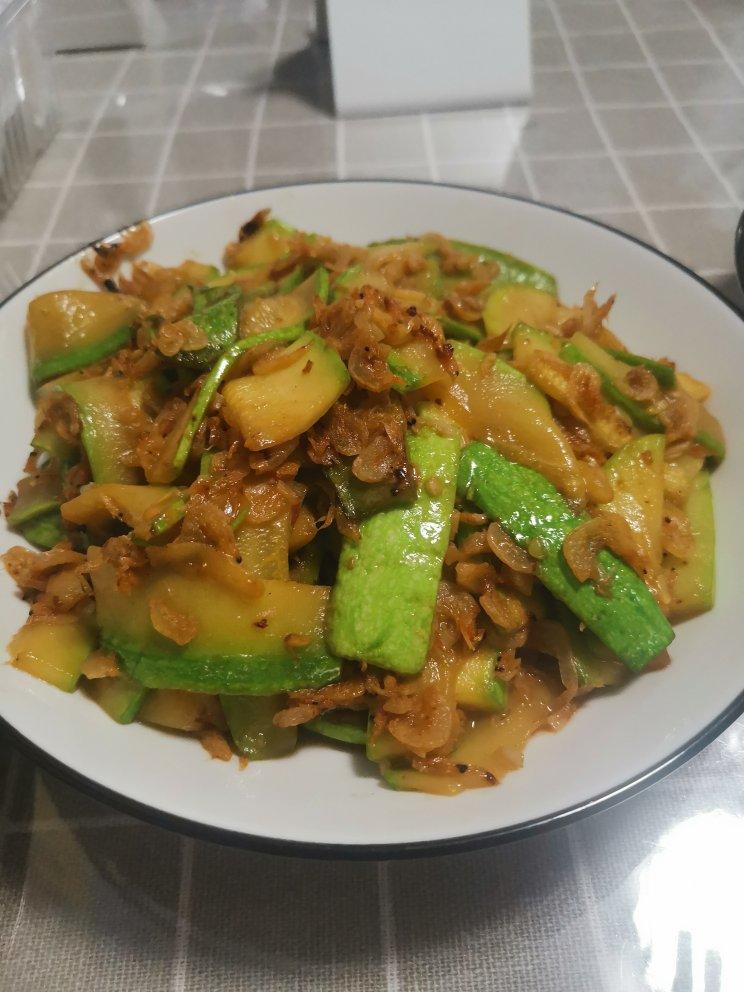 快手～素炒虾皮西葫芦