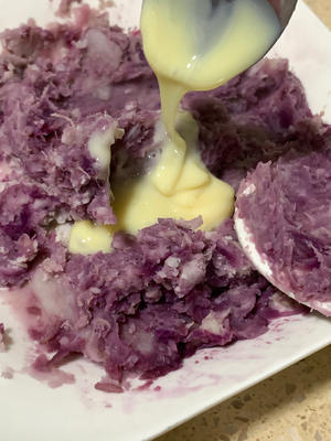 紫米芋泥麻薯肉松三明治的做法 步骤5