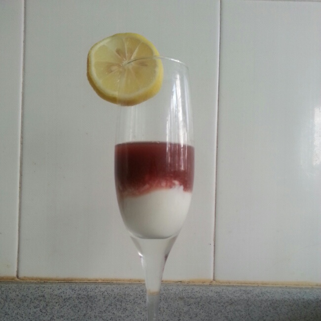 红酒酸奶