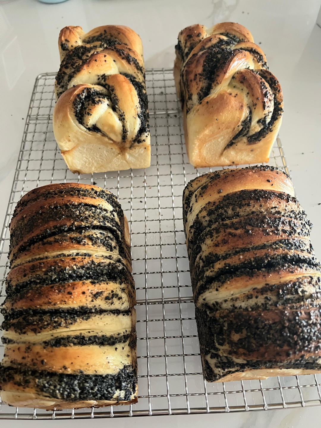 黑芝麻奶酥吐司