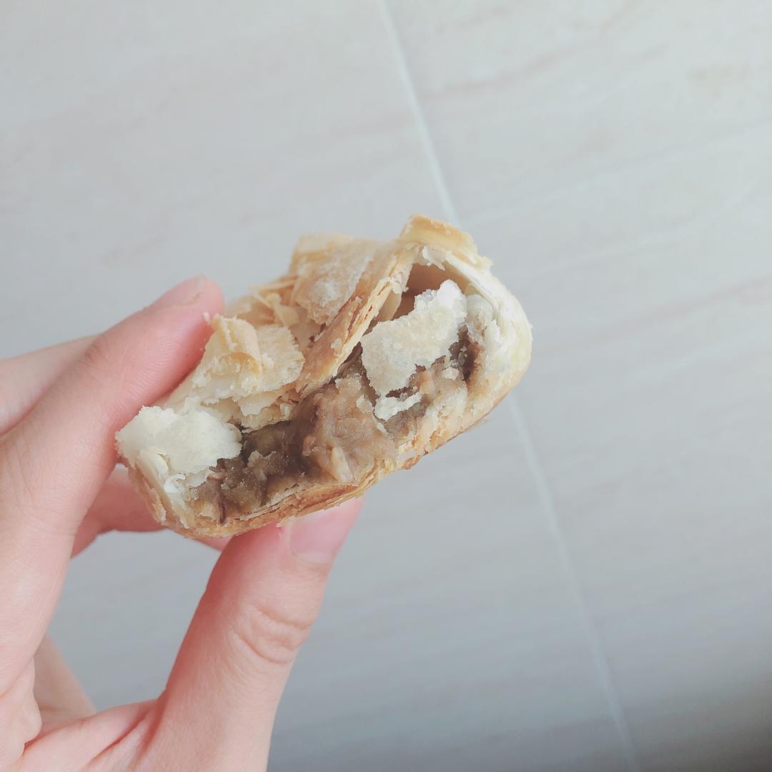 酥皮绿豆饼   酥得掉渣渣