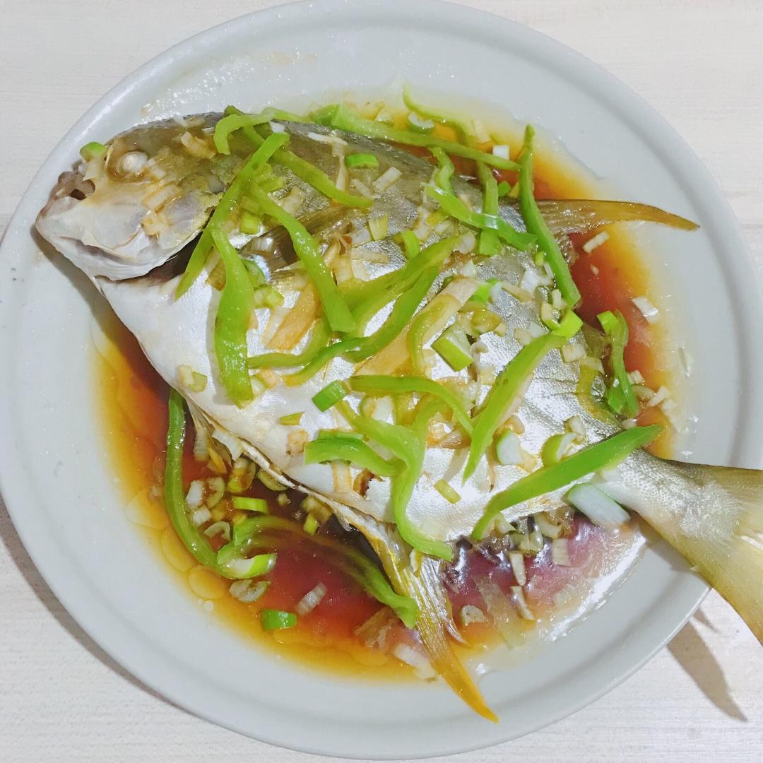 清蒸金鲳鱼