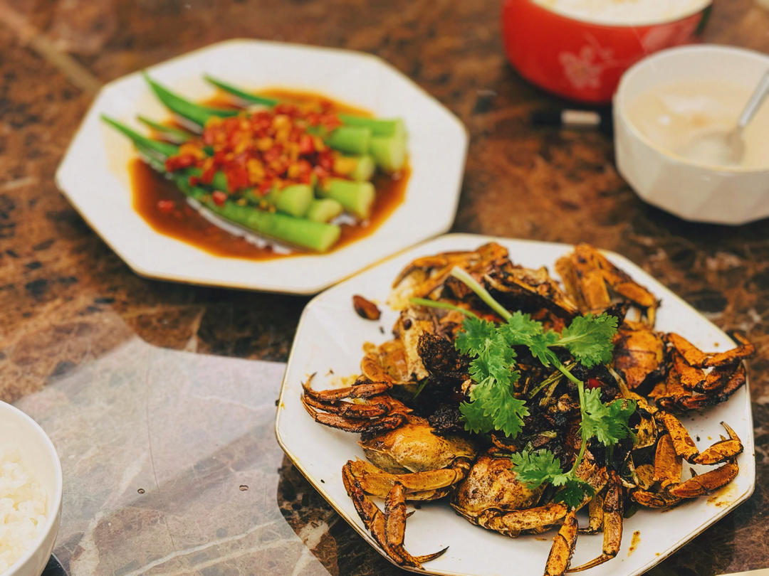 就连蟹壳都忍不住要多嗦两口的香辣炒螃蟹