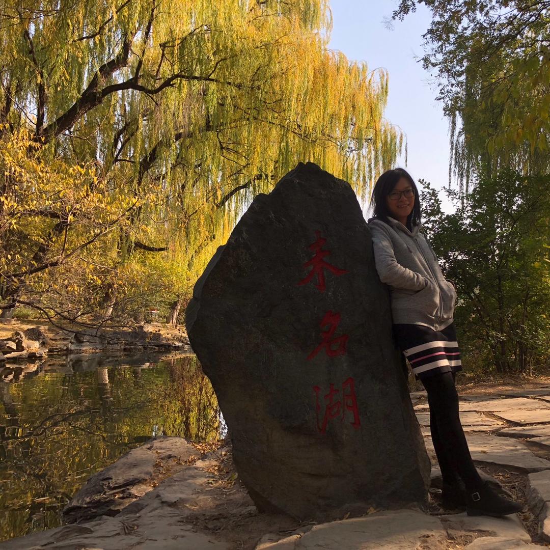 爱吃冰淇淋的五月