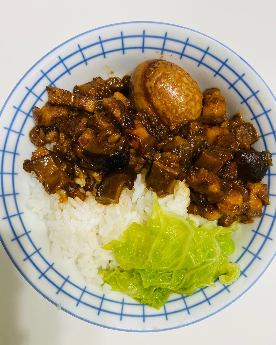 洋葱酥卤肉饭