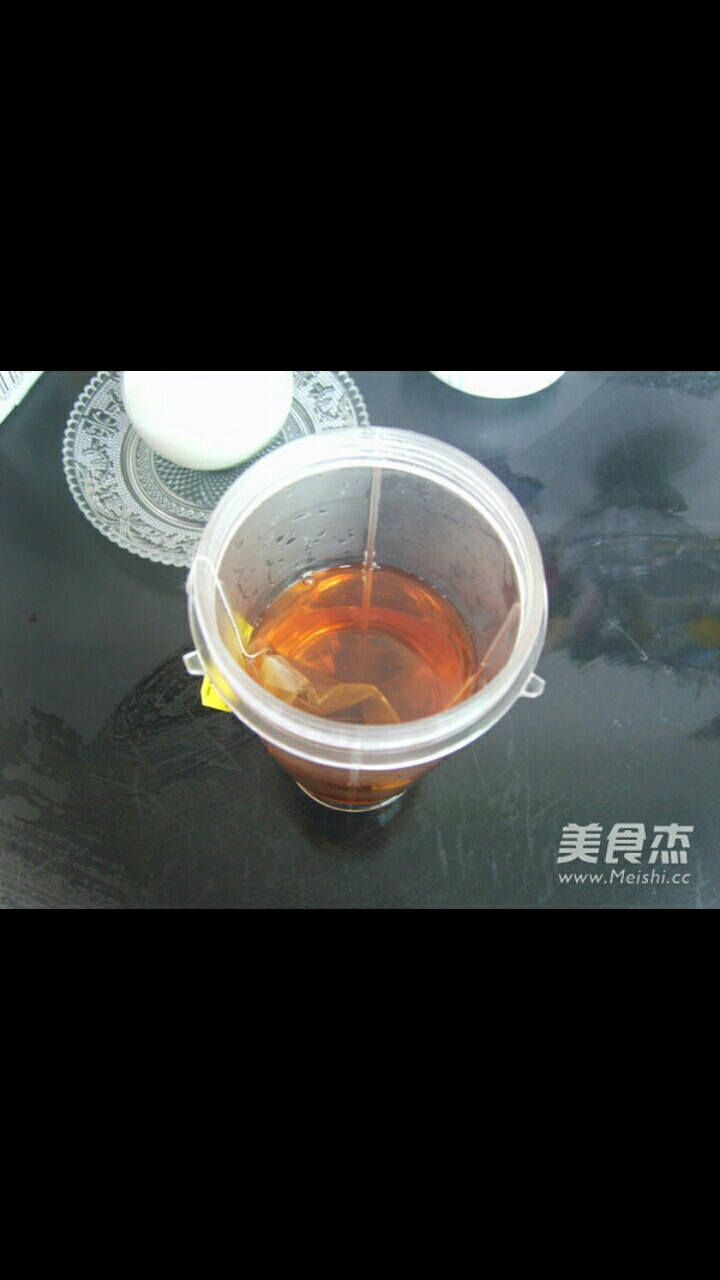 简简单单的懒人奶茶的做法 步骤2