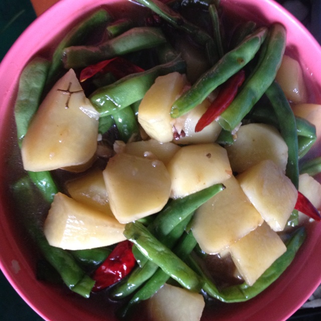 土豆烧豆角