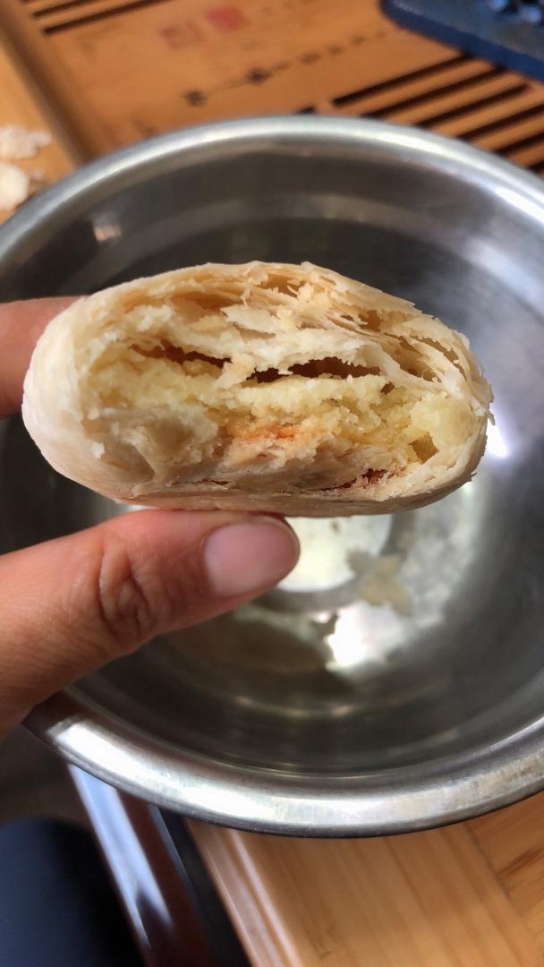 酥皮绿豆饼   酥得掉渣渣