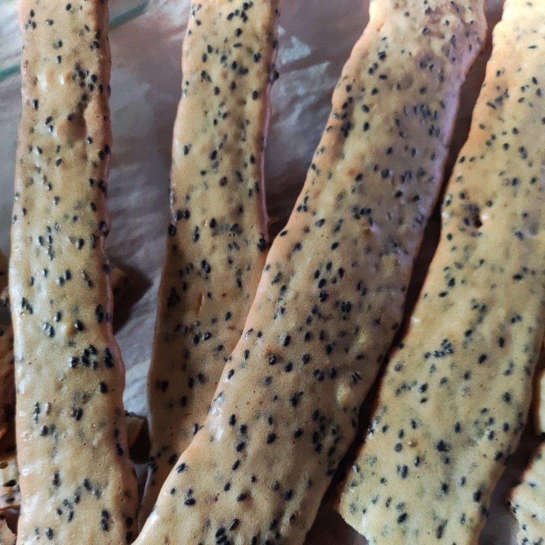 香脆鸡蛋芝麻薄饼干（大人小孩都爱）
