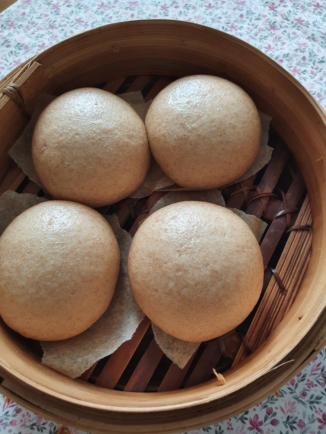 全麦馒头