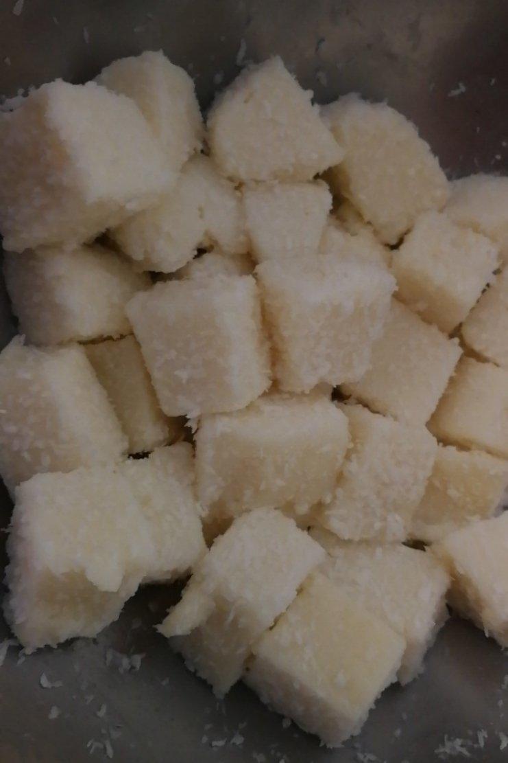 入口即化椰蓉小方椰蓉奶冻