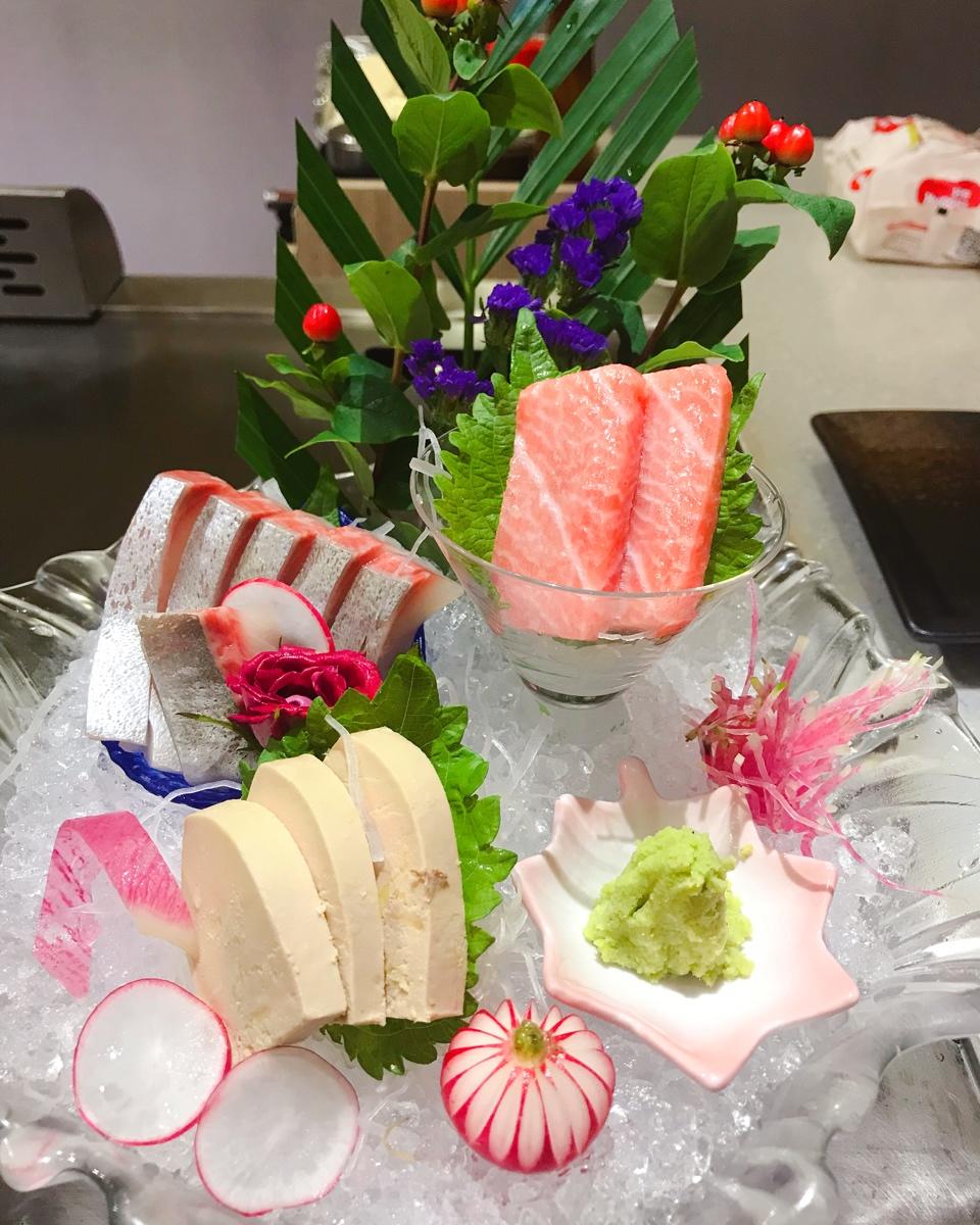 外食一顿胖三斤~~~