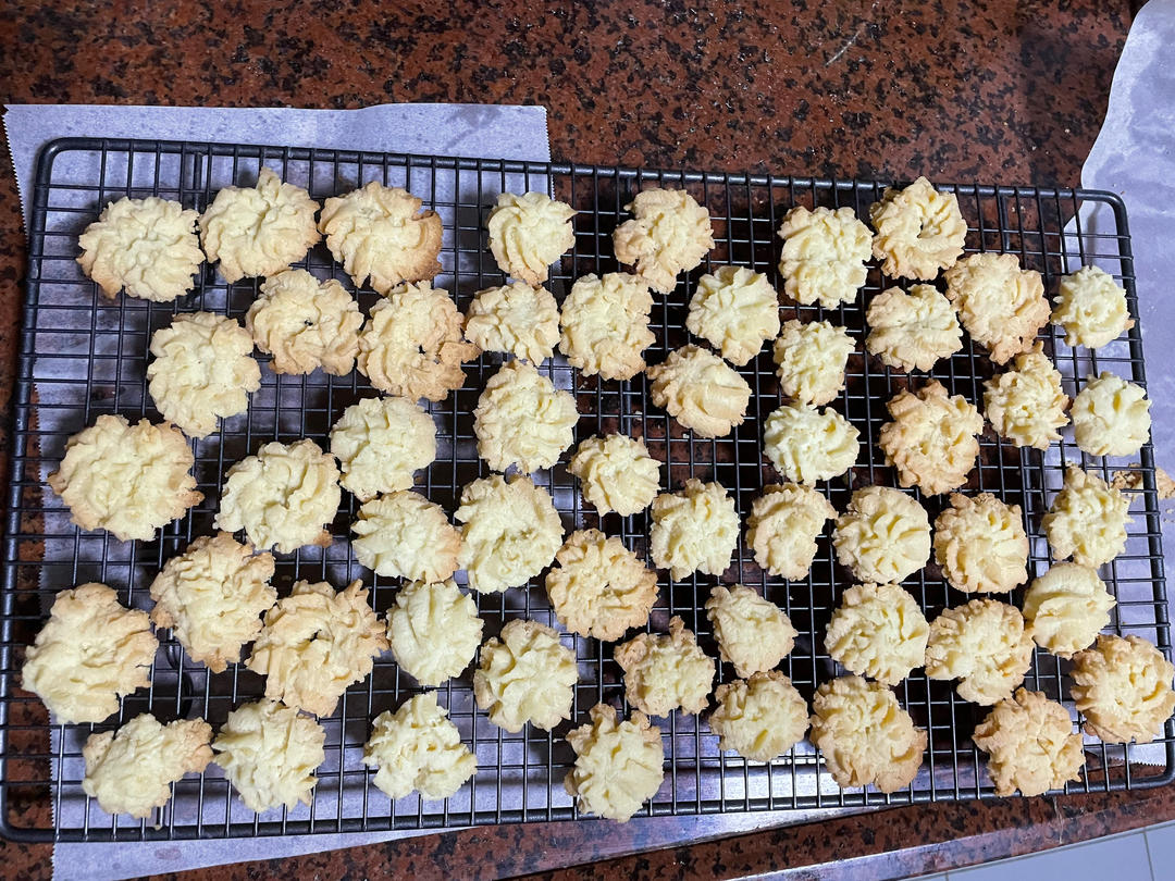 🍪椰子油版 减油减糖 咸香酥脆蛋白曲奇     附椰子油打发方法