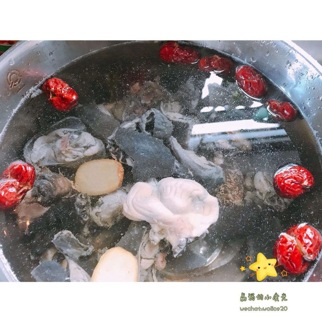 乌鸡鲍鱼汤
